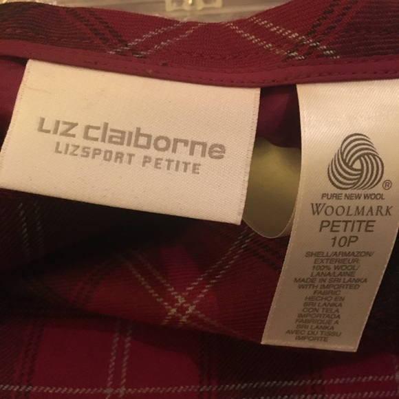 Liz Claiborne 🎄Great skirt for Christmas!🎄 - Picture 2 of 2